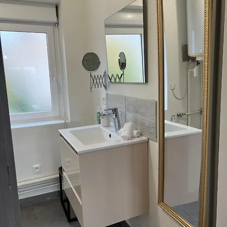 L'auberge De La Gare, Confort, Proches Gare Apartment Yzeure